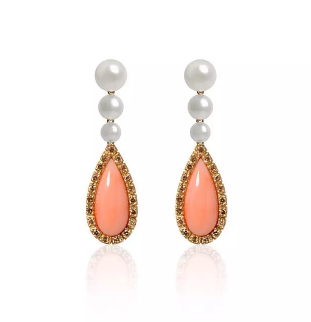 BRINCO CORAL COM PéROLAS E DIAMANTES