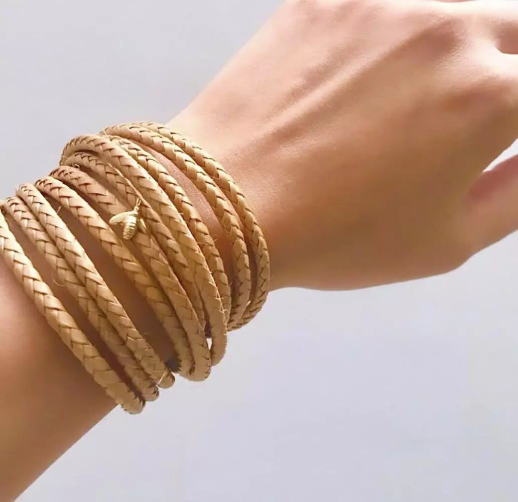 Pulseira de Palha com Abelha - Bee