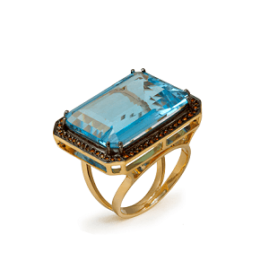 ANEL EM OURO AMARELO 18K, COM TOPÁZIO E SAFIRAS.