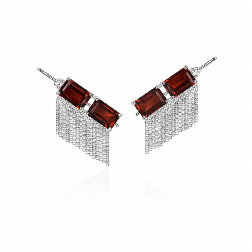 Ear Cuff Vitraux com Franjas Granadas e Diamantes Ouro Branco