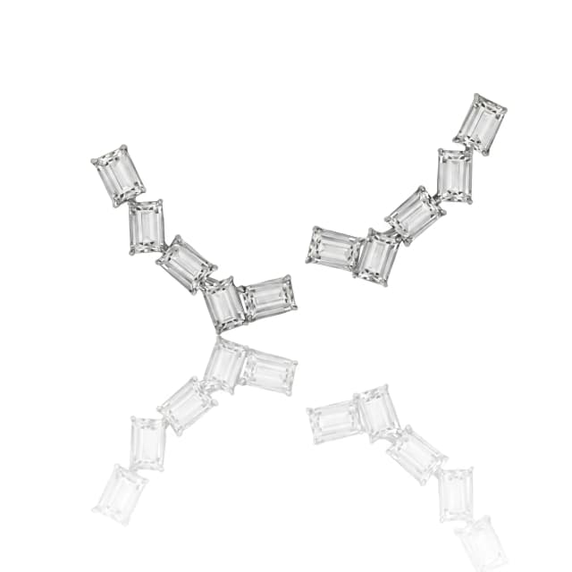 Ear Cuff Sensazione de Cristal em Ouro Branco 18K