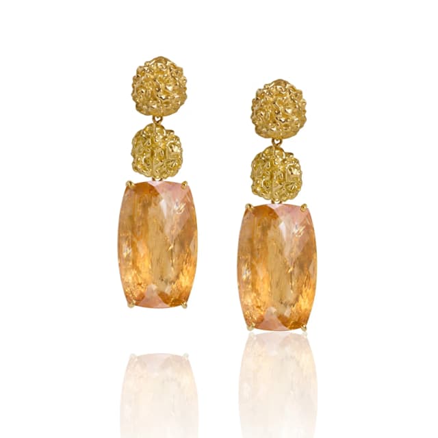 Brinco Rudraksha em Ouro Amarelo e Topázio Imperial com Sementes em Ouro 18K