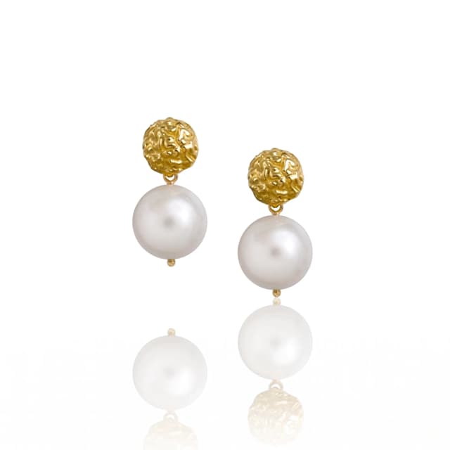 Brinco Semente Rudraksha em Ouro Amarelo em Ouro 18K e Pérola