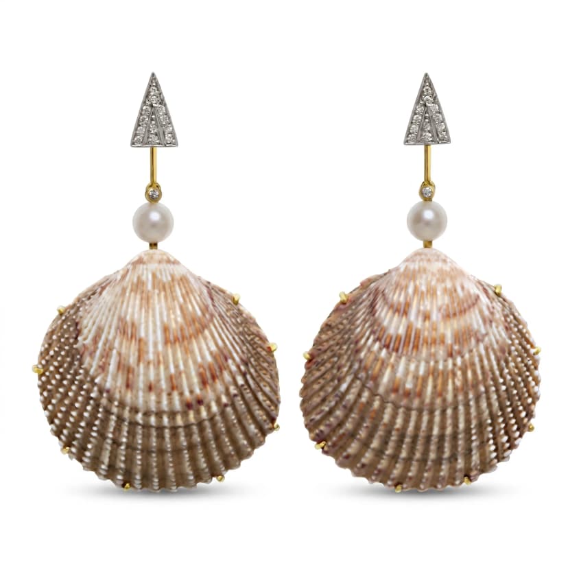 Brinco Bowl - Concha em Ouro 18 com Pérolas e Diamante