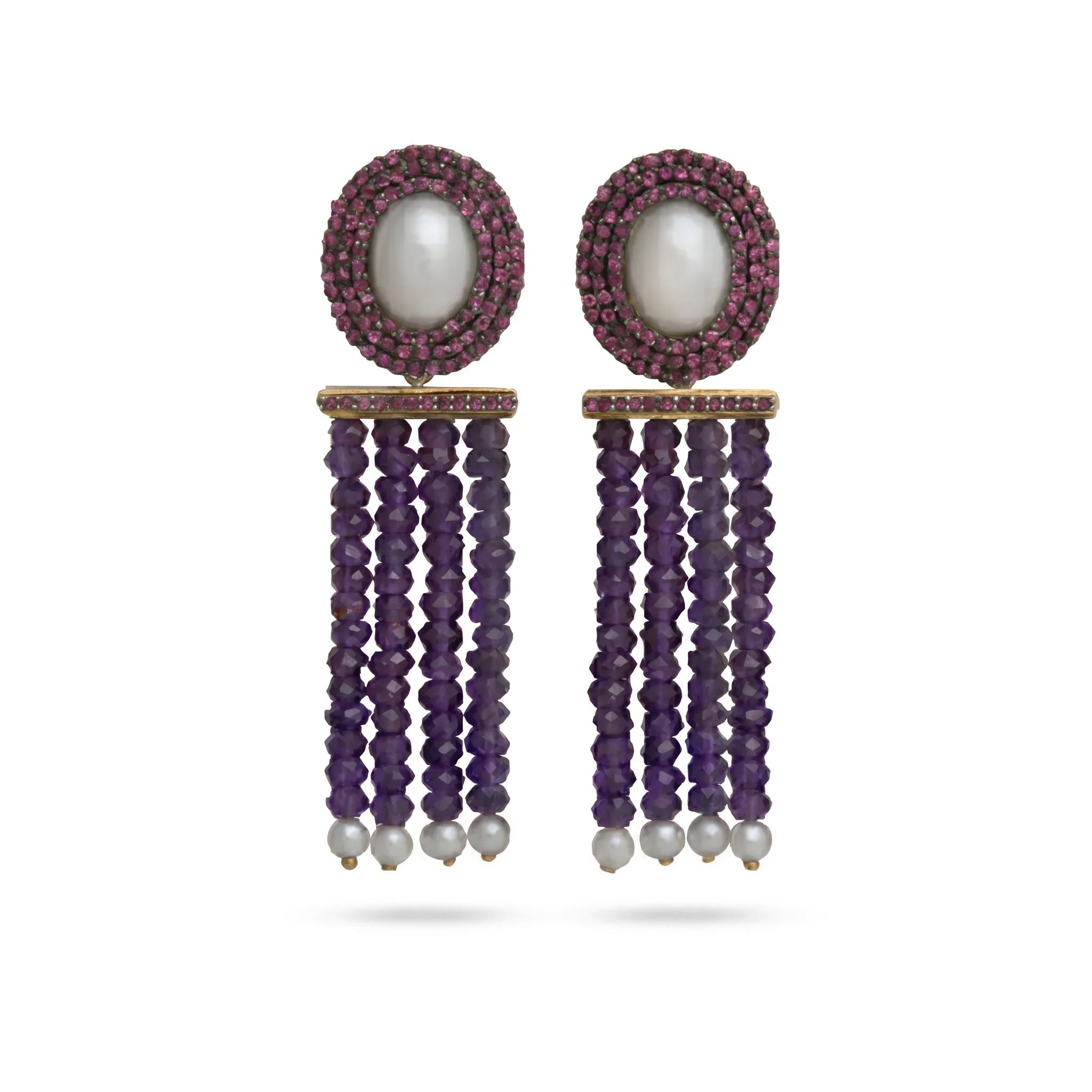 Brinco Sylvia em Ouro Amarelo 18K com Safiras Rosa, Pérolas e Ametistas