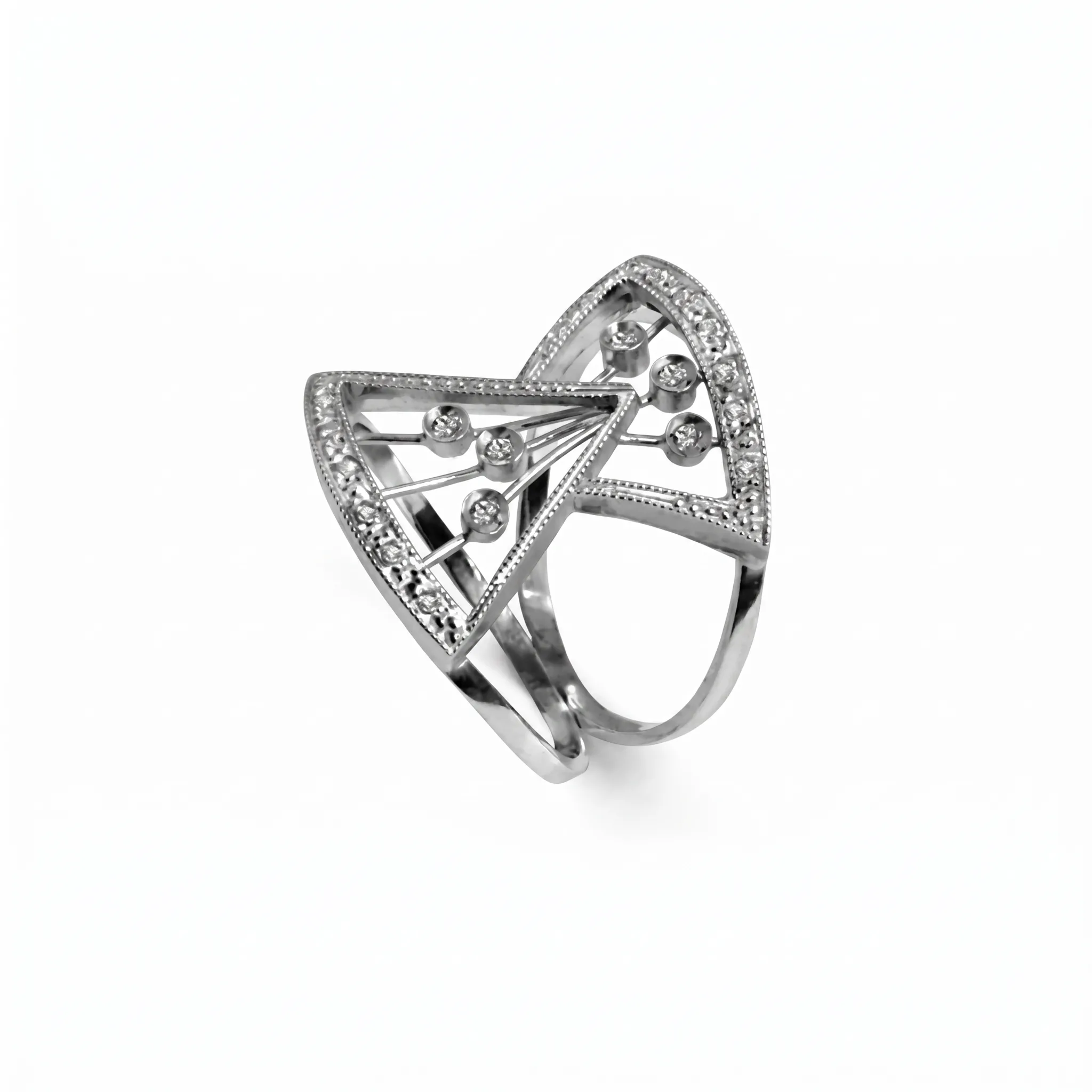 Anel Eywa em Ouro Branco 18K com Diamantes