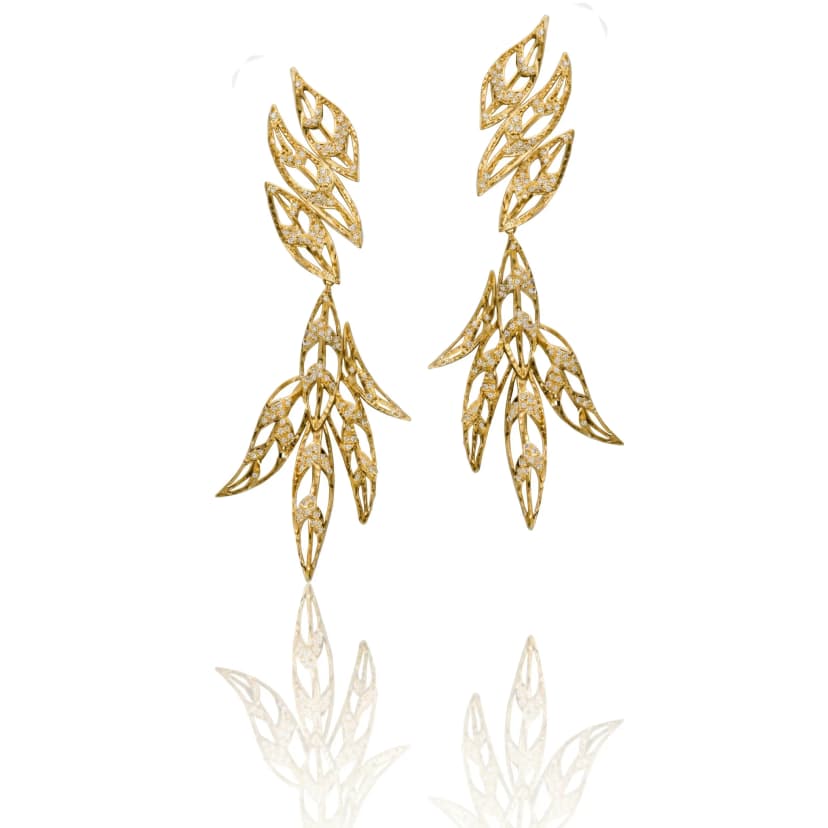 Brinco Fly em Ouro Amarelo 18K, com Brilhantes