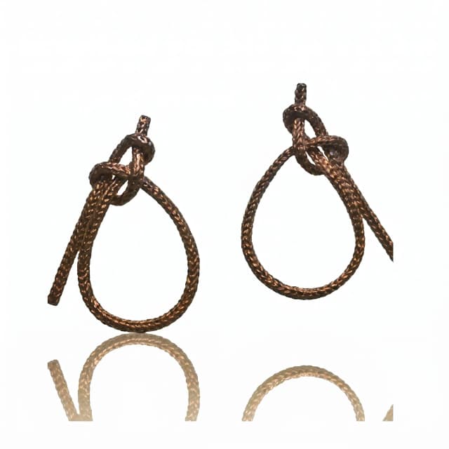 Brinco Lais de Guia, em Ouro Branco e Ródio Negro 18K