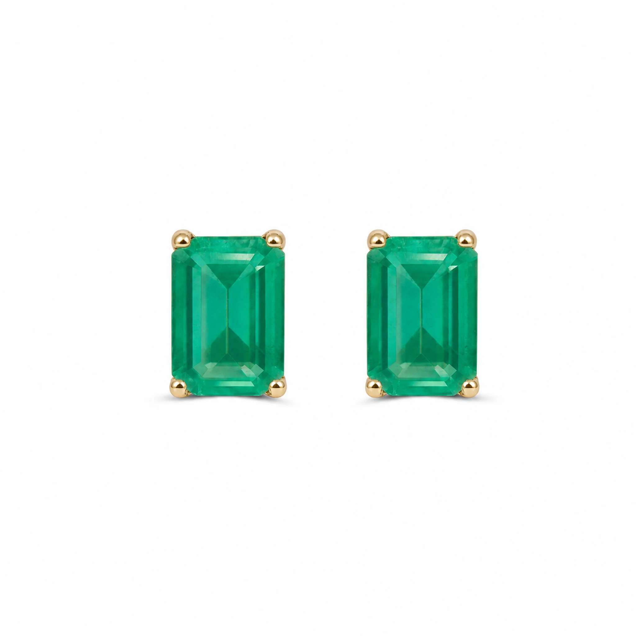 Brinco Retangular de Esmeralda (Aproximadamente 7X5) em Ouro Amarelo 18K