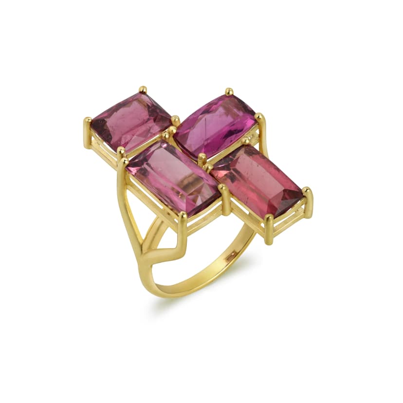 Anel Retangular com Turmalina Rosa em Ouro Amarelo 18K